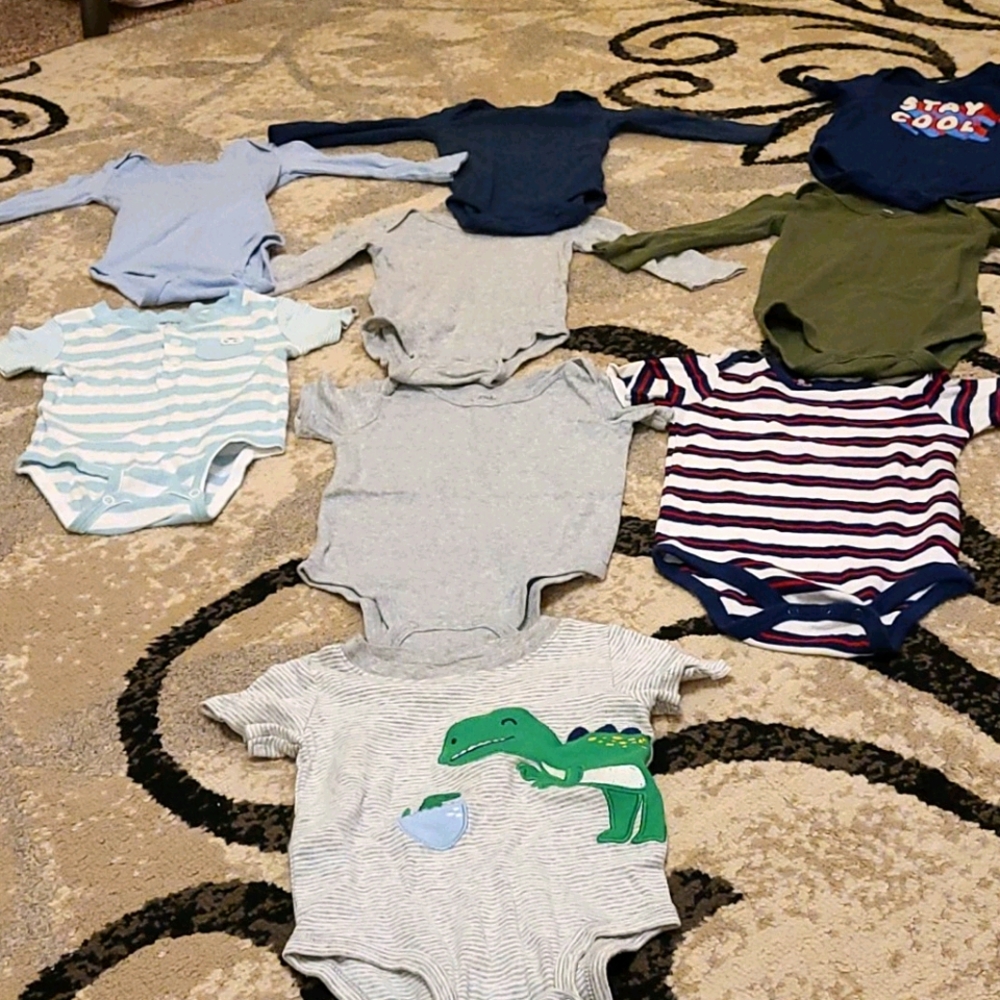 T-shirts body suits